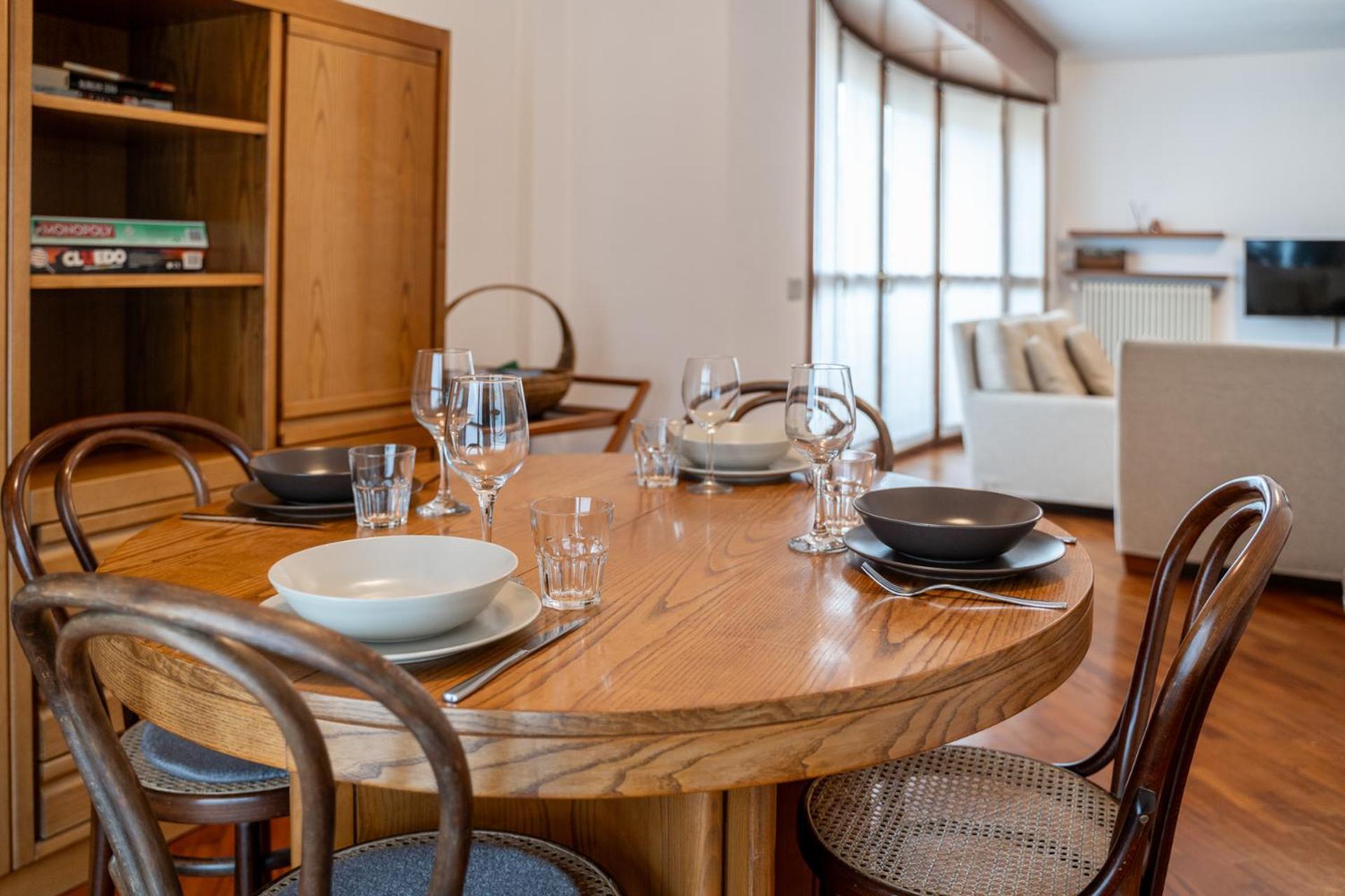 Spacious Bright Apartment Near City Center And Como Lake With Air Conditioning Lecco Εξωτερικό φωτογραφία