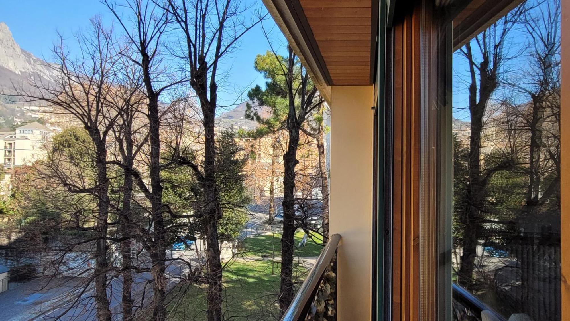 Spacious Bright Apartment Near City Center And Como Lake With Air Conditioning Lecco Εξωτερικό φωτογραφία
